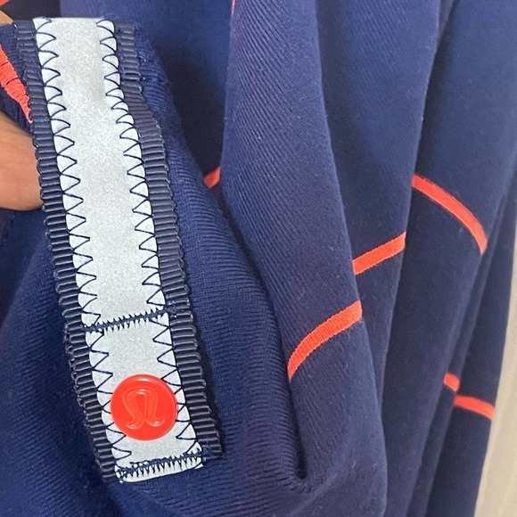 Lululemon Athletica Striped Vinyasa Scarf Blue/Red Women's One Size - Picture 6 of 11